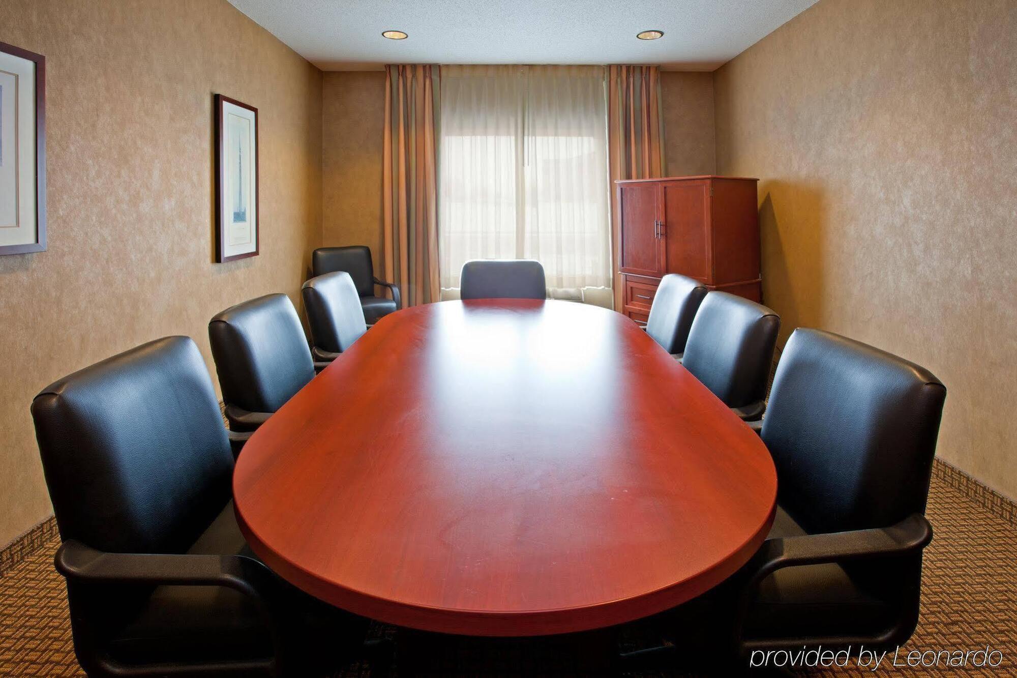 Holiday Inn Express Hotel & Suites Greenville By Ihg Buitenkant foto